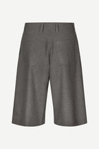 Short Saharper pleat