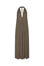 robe longue plissée Samsoe Samsoe Sacille marron coupe ample col V femme
